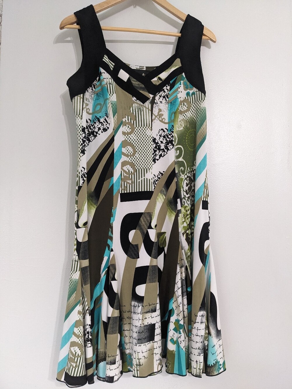 Bali Dress Women's Size 12 Sleeveless Summer Stretch Mid Weight Midi EUC
